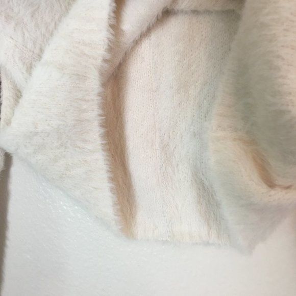 Cotton Emporium Ivory Button Up Eyelash Crop Cozy Sweater Super Soft Size L - Picture 10 of 11